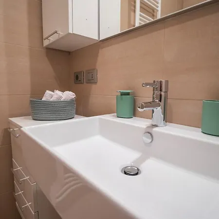 アパート Verona Central Apartment