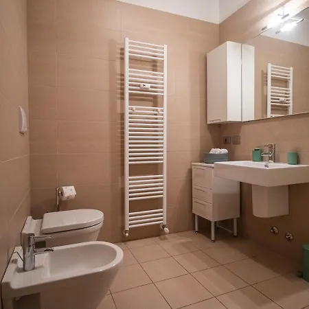 Апартаменты Verona Central Apartment *
