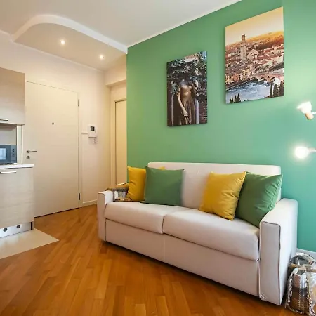 Verona Central Apartment Верона